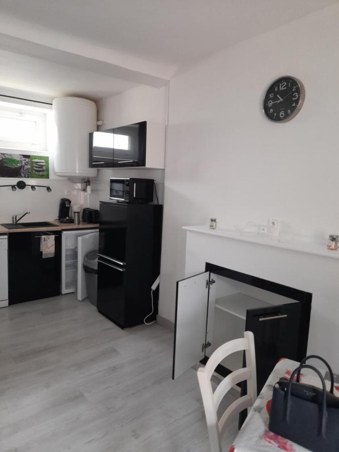 Promo Studio Wi-Fi A Courseulles-Sur-Mer Au 1Er Etage 外观 照片